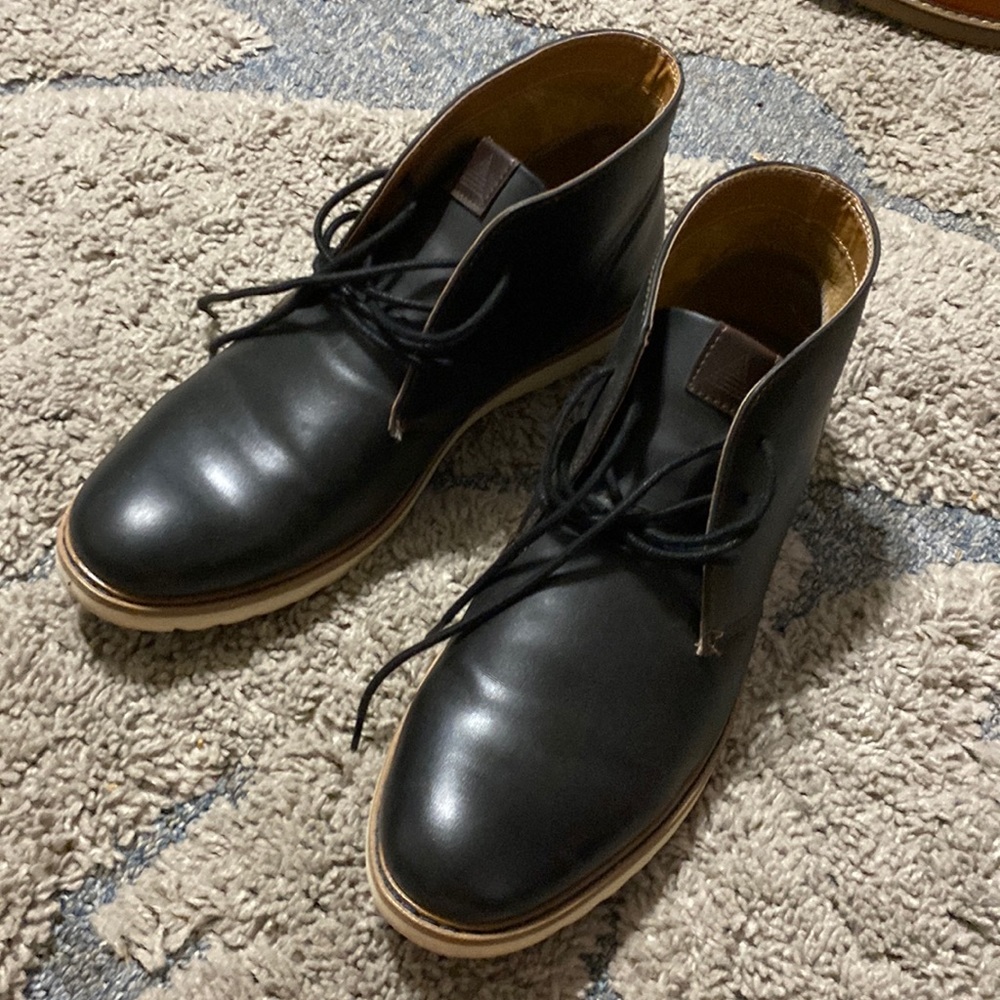 Also black Chukka Boots